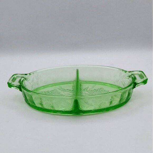 Vintage Jeannette Glass Floral Poinsettia Green Divided Oval Relish Dish Uranium - Picture 4 of 9